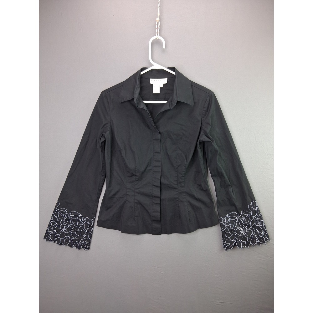 Basix II Button Up Shirt Women 10 Black Floral Embroidered Scallop Cuff Cotton